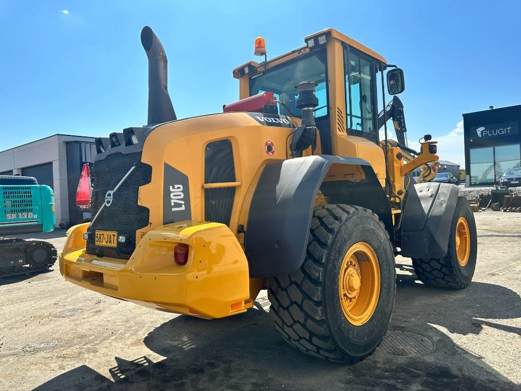 Volvo L70G vipuohjaus, 3' ja 4' hydr - Cargadora de ruedas: foto 5 Volvo L70G vipuohjaus, 3' ja 4' hydr - Cargadora de ruedas: foto 5