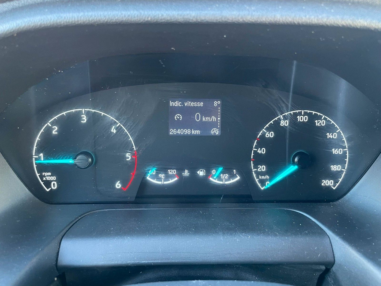 Furgoneta pequeña Ford Transit Custom L2. Klima. Navi. Kamera. Tempomat: foto 15 Furgoneta pequeña Ford Transit Custom L2. Klima. Navi. Kamera. Tempomat: foto 15