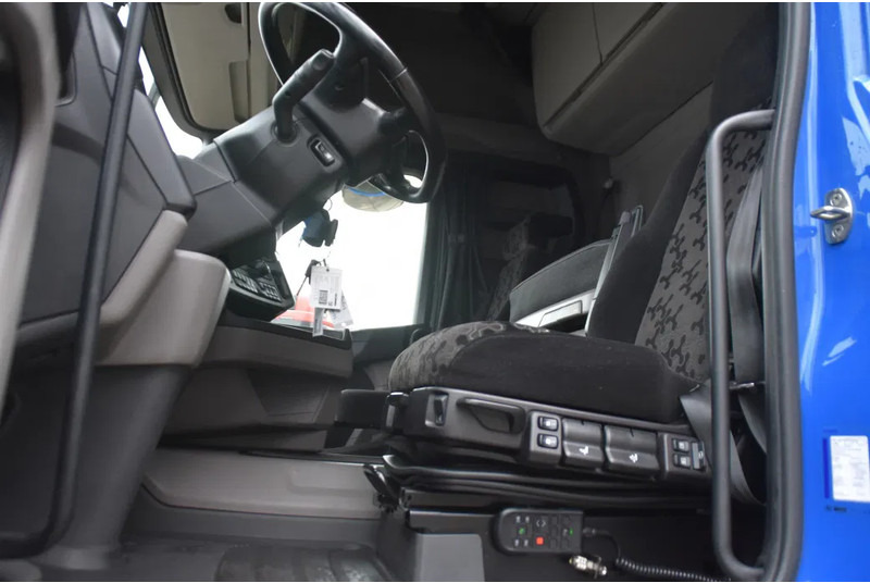 Scania R460 NGS 4x2 - SUPER - RETARDER - 319 TKM - PARK. AIRCO - ACC - NAVI - 2 x FUEL TANKS - TOP CONDITION - - Cabeza tractora: foto 4 Scania R460 NGS 4x2 - SUPER - RETARDER - 319 TKM - PARK. AIRCO - ACC - NAVI - 2 x FUEL TANKS - TOP CONDITION - - Cabeza tractora: foto 4