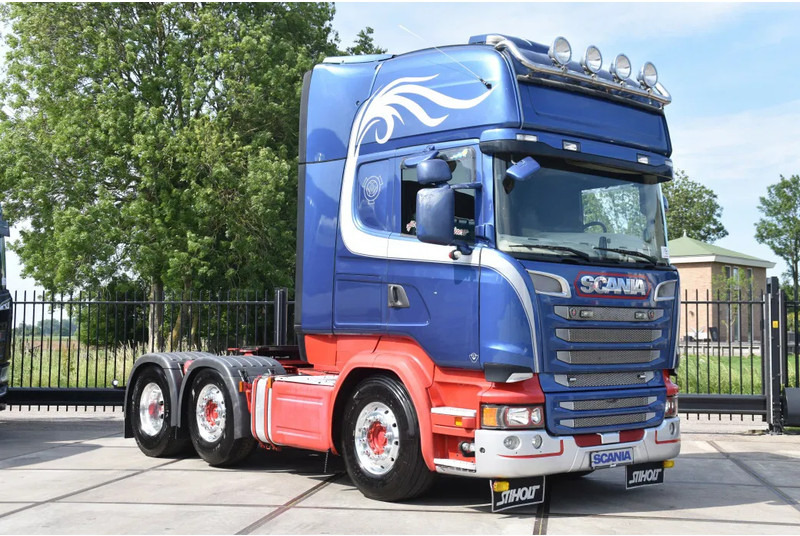Scania R520 V8 TL 6x2/4MNB - RETARDER - FULL AIR - PARK. AIRCO - 2 x FUEL TANKS - ALCOA DURA BRIGHT - GOOD CONDITION - - Cabeza tractora: foto 1 Scania R520 V8 TL 6x2/4MNB - RETARDER - FULL AIR - PARK. AIRCO - 2 x FUEL TANKS - ALCOA DURA BRIGHT - GOOD CONDITION - - Cabeza tractora: foto 1