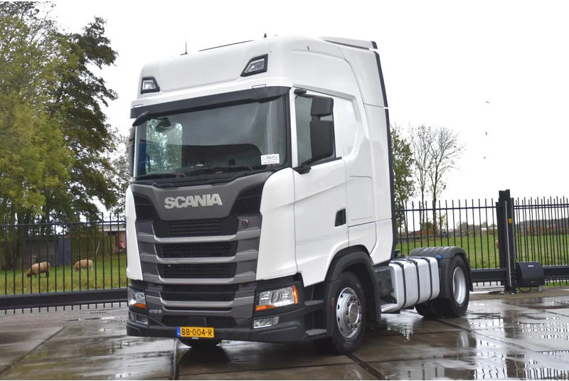 Scania S410 NGS 4x2EB MEGA 95 cm or 103 cm driving height - RETARDER - 773 TKM - FULL AIR - PARK. AIRCO - LEATHER SEATS - 2 x FUEL TANK - Cabeza tractora: foto 2 Scania S410 NGS 4x2EB MEGA 95 cm or 103 cm driving height - RETARDER - 773 TKM - FULL AIR - PARK. AIRCO - LEATHER SEATS - 2 x FUEL TANK - Cabeza tractora: foto 2
