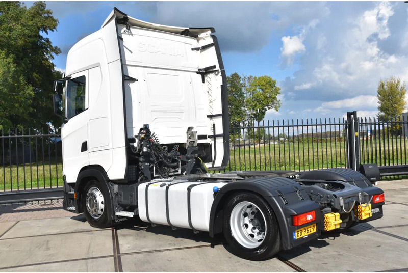 Scania S410 NGS 4x2EB MEGA 95 cm or 103 cm driving height - RETARDER - 796 TKM - FULL AIR - PARK. AIRCO - LEATHER SEATS - 2 x FUEL TANK - Cabeza tractora: foto 3 Scania S410 NGS 4x2EB MEGA 95 cm or 103 cm driving height - RETARDER - 796 TKM - FULL AIR - PARK. AIRCO - LEATHER SEATS - 2 x FUEL TANK - Cabeza tractora: foto 3