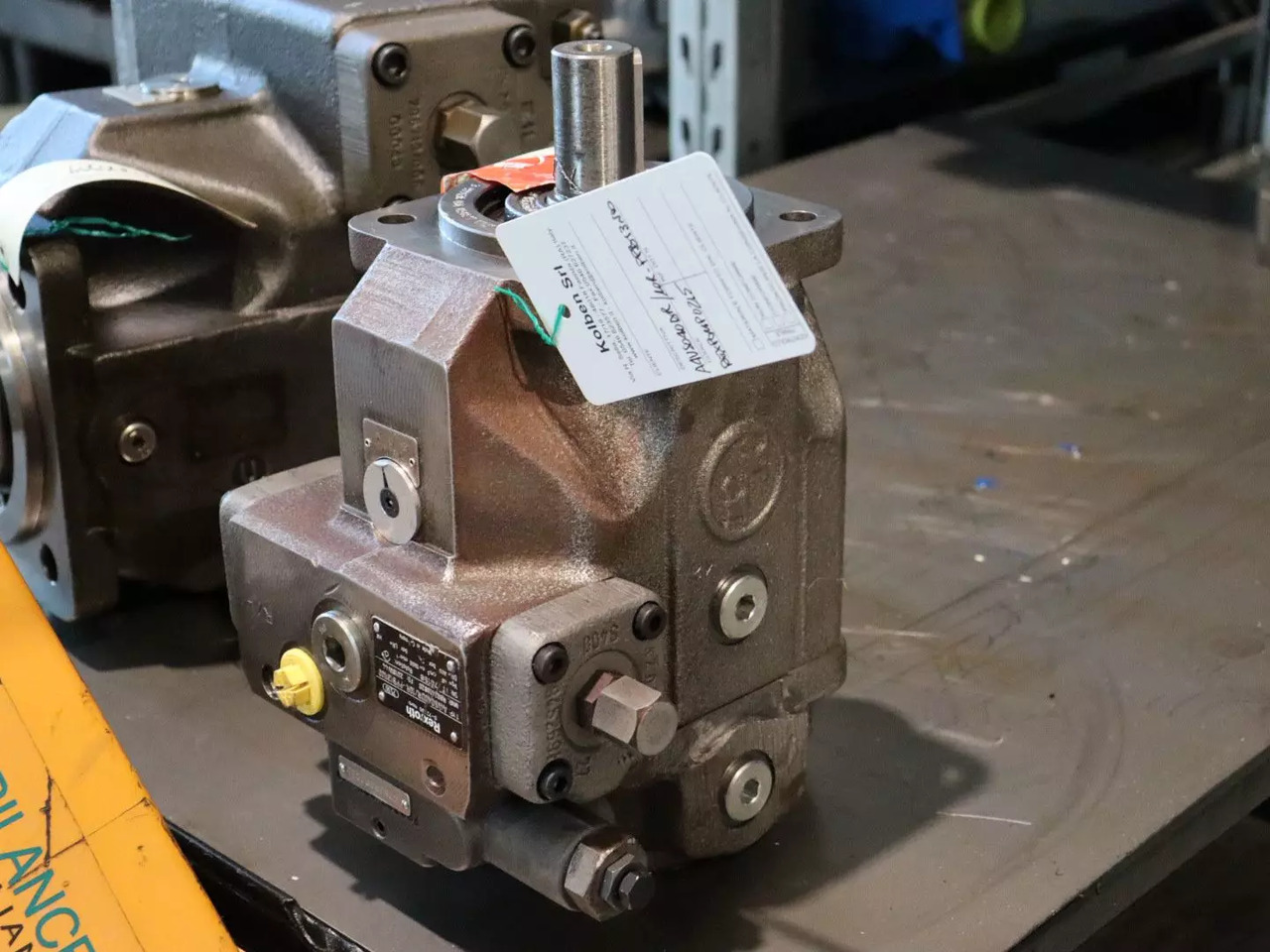 REXROTH A4VSO40DR/10R-PPB13N00 - Motor hidráulico para Equipo de manutención: foto 1 REXROTH A4VSO40DR/10R-PPB13N00 - Motor hidráulico para Equipo de manutención: foto 1