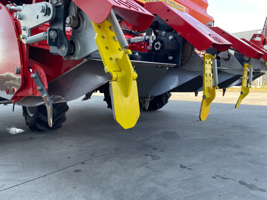 Dewulf CP 42 Trailed   SC Compact - Cosechadora: foto 5 Dewulf CP 42 Trailed   SC Compact - Cosechadora: foto 5