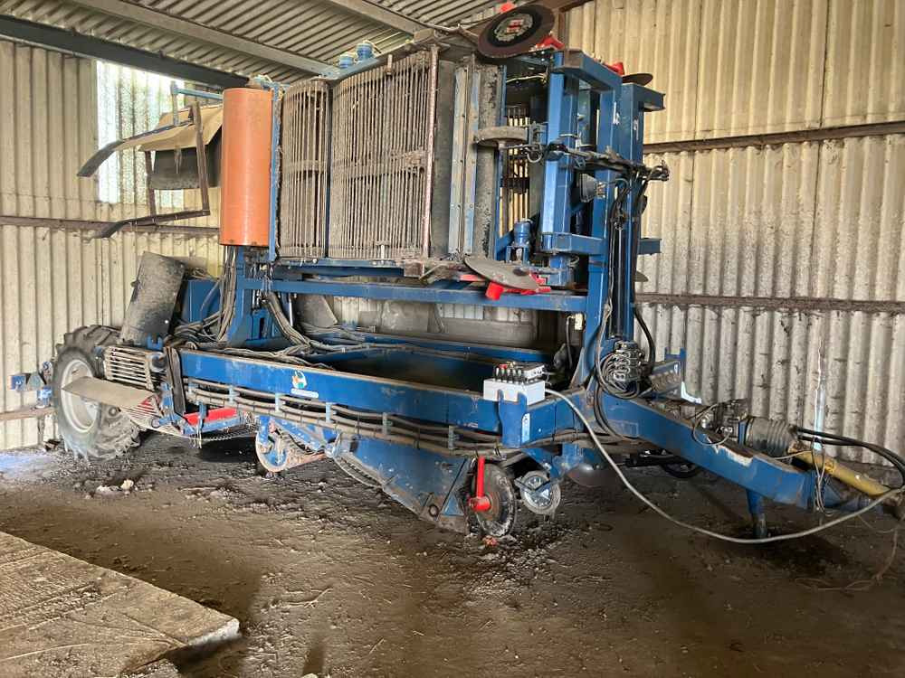 ASA-Lift ASA-Lift, WR300, Triple Bed Windrower - Vendimiadora: foto 1 ASA-Lift ASA-Lift, WR300, Triple Bed Windrower - Vendimiadora: foto 1