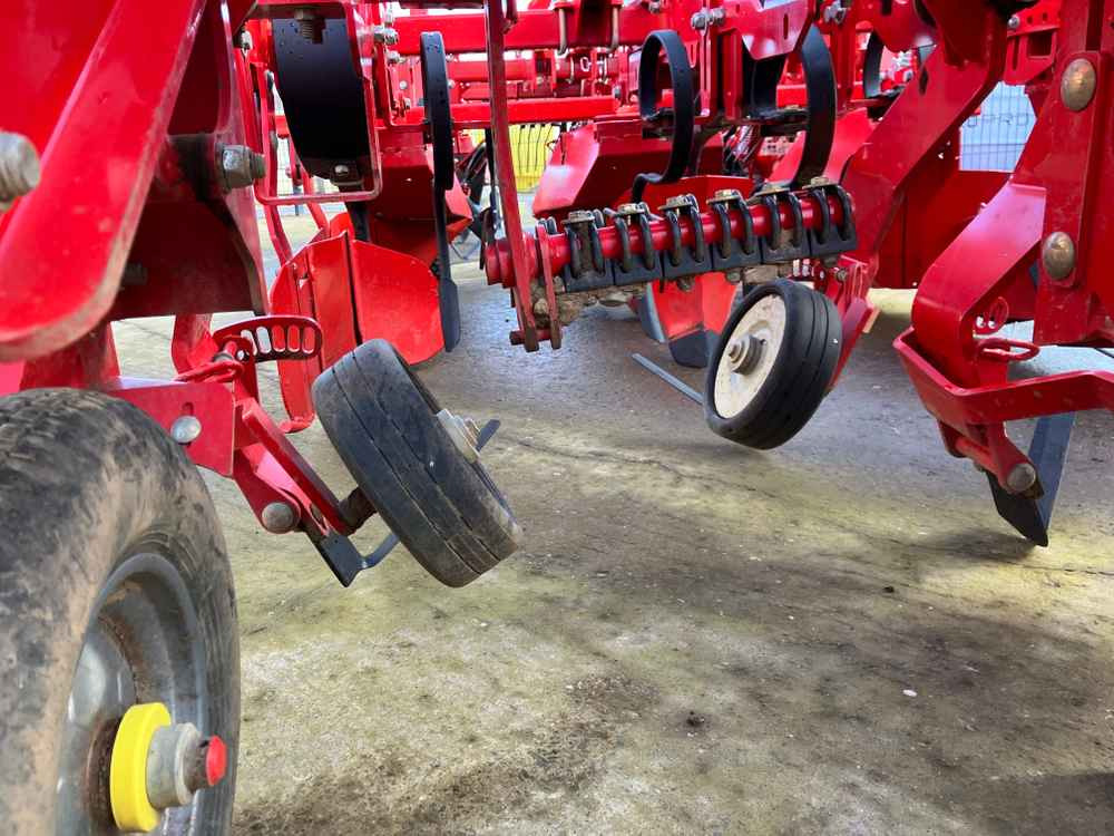 Cosechadora Grimme Grimme GH2, Weeder, Row Re-Former: foto 8