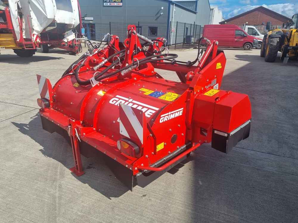 Grimme Grimme HT 200 Front Mounted Self-Propelled Topper - Cosechadora: foto 1 Grimme Grimme HT 200 Front Mounted Self-Propelled Topper - Cosechadora: foto 1