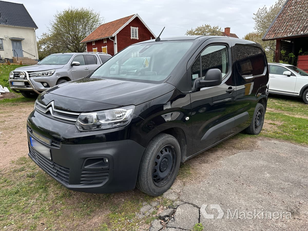 Arbetsbil Citroën Berlingo 1.2 PureTech Aut - Furgoneta pequeña: foto 1 Arbetsbil Citroën Berlingo 1.2 PureTech Aut - Furgoneta pequeña: foto 1