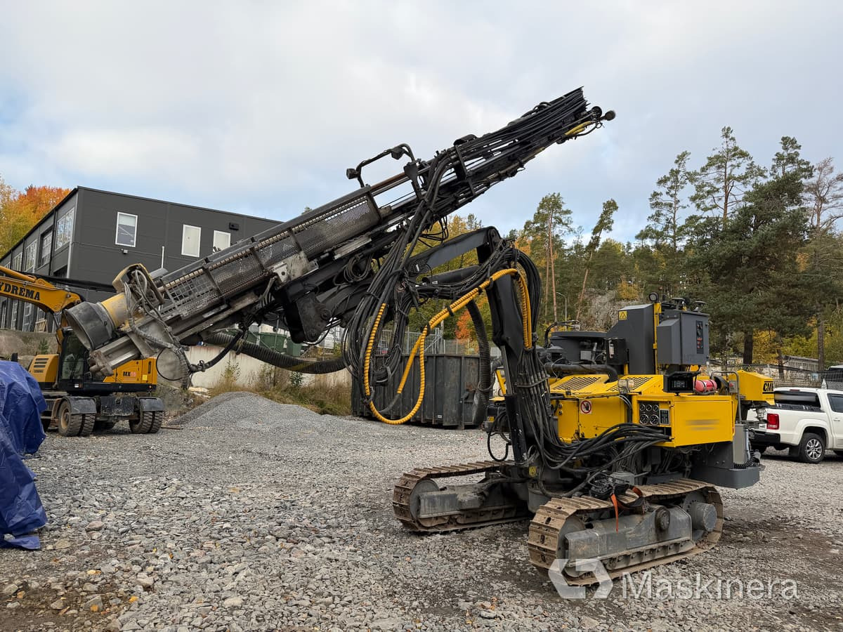 Borrvagn Atlas Copco FlexiROC T30R-03 - Perforadora: foto 1 Borrvagn Atlas Copco FlexiROC T30R-03 - Perforadora: foto 1