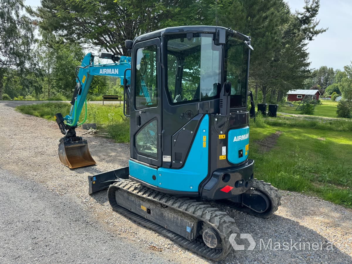 Grävmaskin Airman AX33u-7 med tillbehör - Excavadora de cadenas: foto 3 Grävmaskin Airman AX33u-7 med tillbehör - Excavadora de cadenas: foto 3