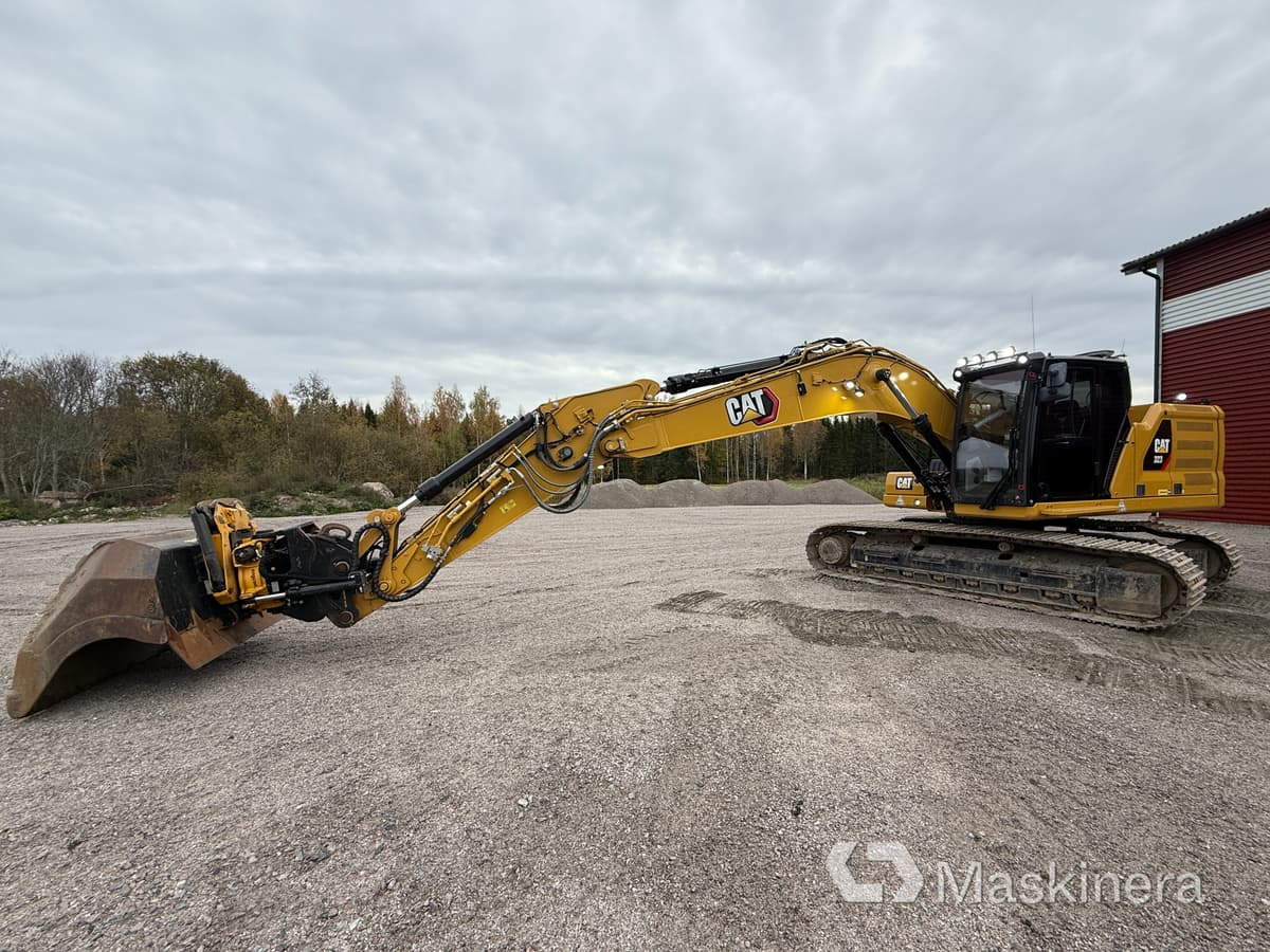 Grävmaskin CAT 323 Next Generation - Excavadora de cadenas: foto 1 Grävmaskin CAT 323 Next Generation - Excavadora de cadenas: foto 1