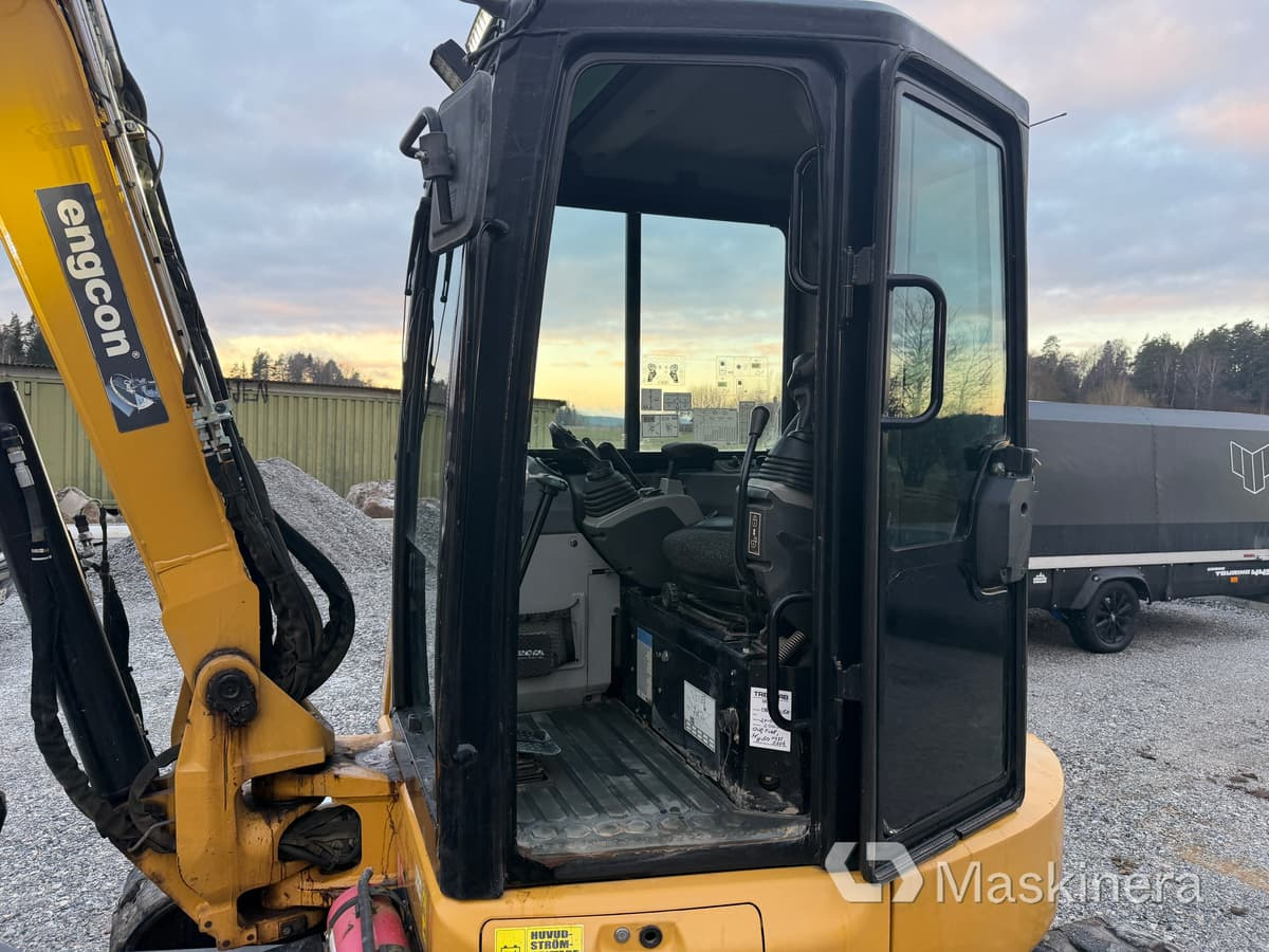 Leasing de  Grävmaskin CAT 305E2 CR med tillbehör Grävmaskin CAT 305E2 CR med tillbehör: foto 44