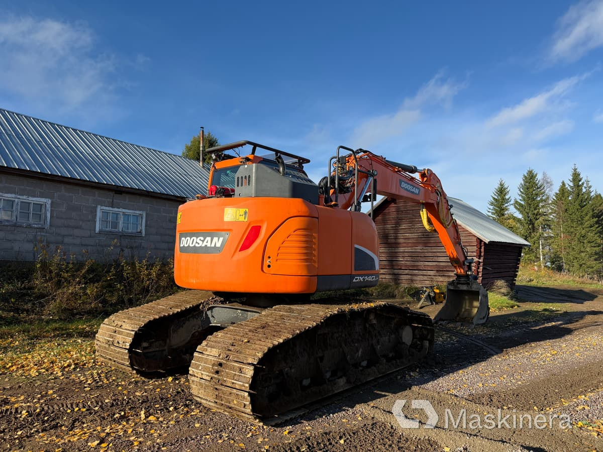 Grävmaskin Doosan DX140LCR-5 / Skördaraggregat 25RH - Excavadora de cadenas: foto 5 Grävmaskin Doosan DX140LCR-5 / Skördaraggregat 25RH - Excavadora de cadenas: foto 5