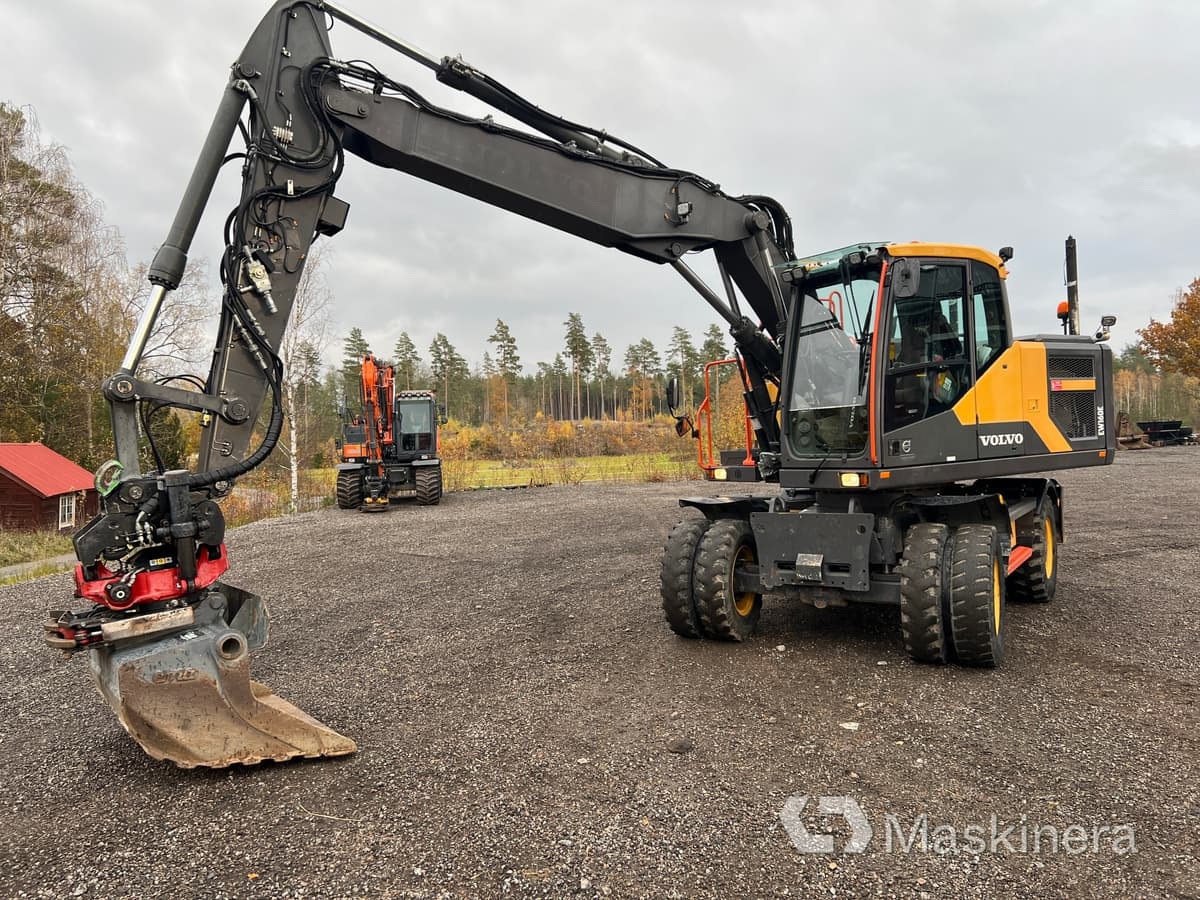 Hjulgrävare Volvo EW160E - Excavadora de cadenas: foto 1 Hjulgrävare Volvo EW160E - Excavadora de cadenas: foto 1