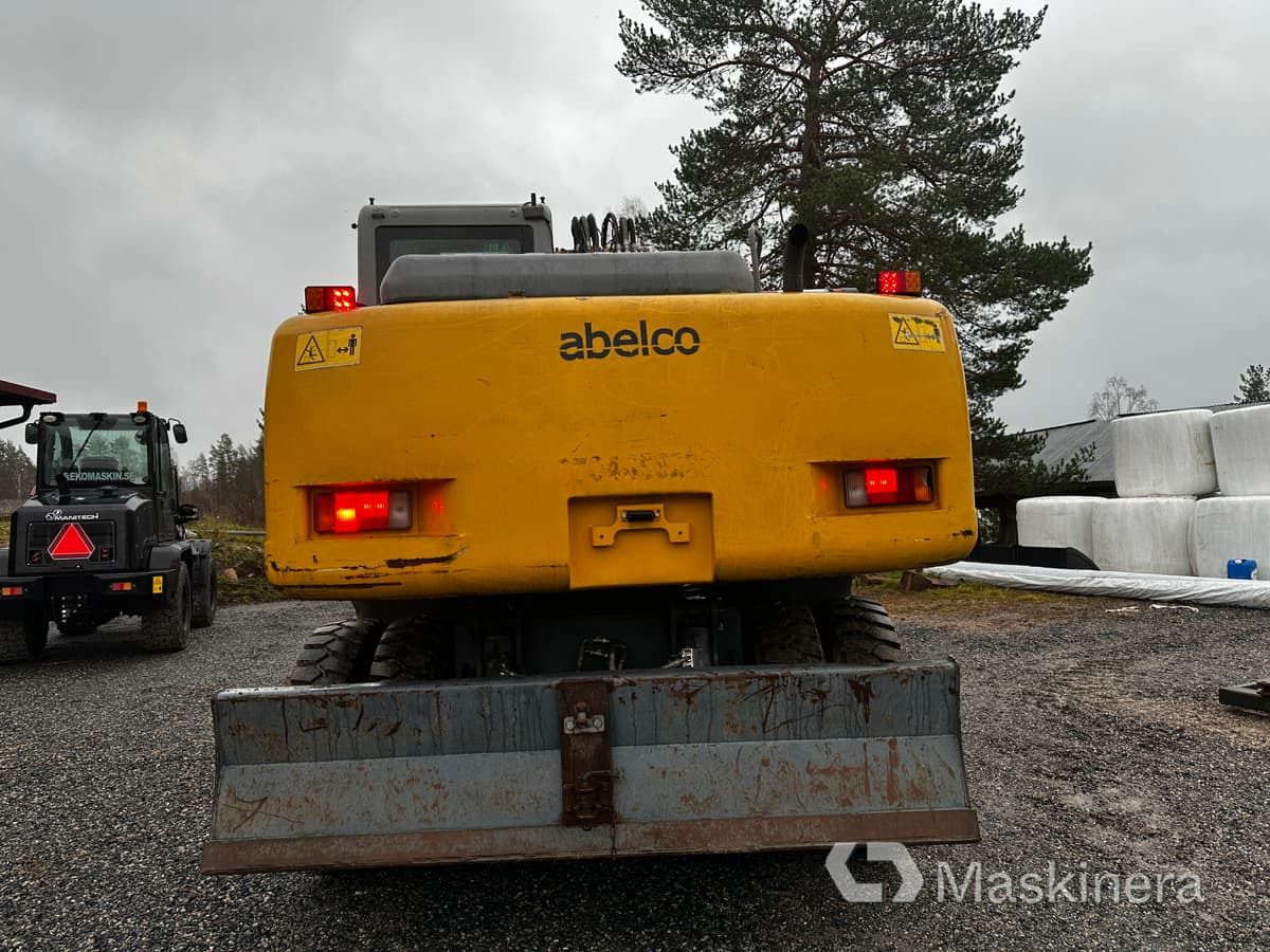 Hjulgrävare XCMG XE150W med flertal redskap - Excavadora de cadenas: foto 4 Hjulgrävare XCMG XE150W med flertal redskap - Excavadora de cadenas: foto 4