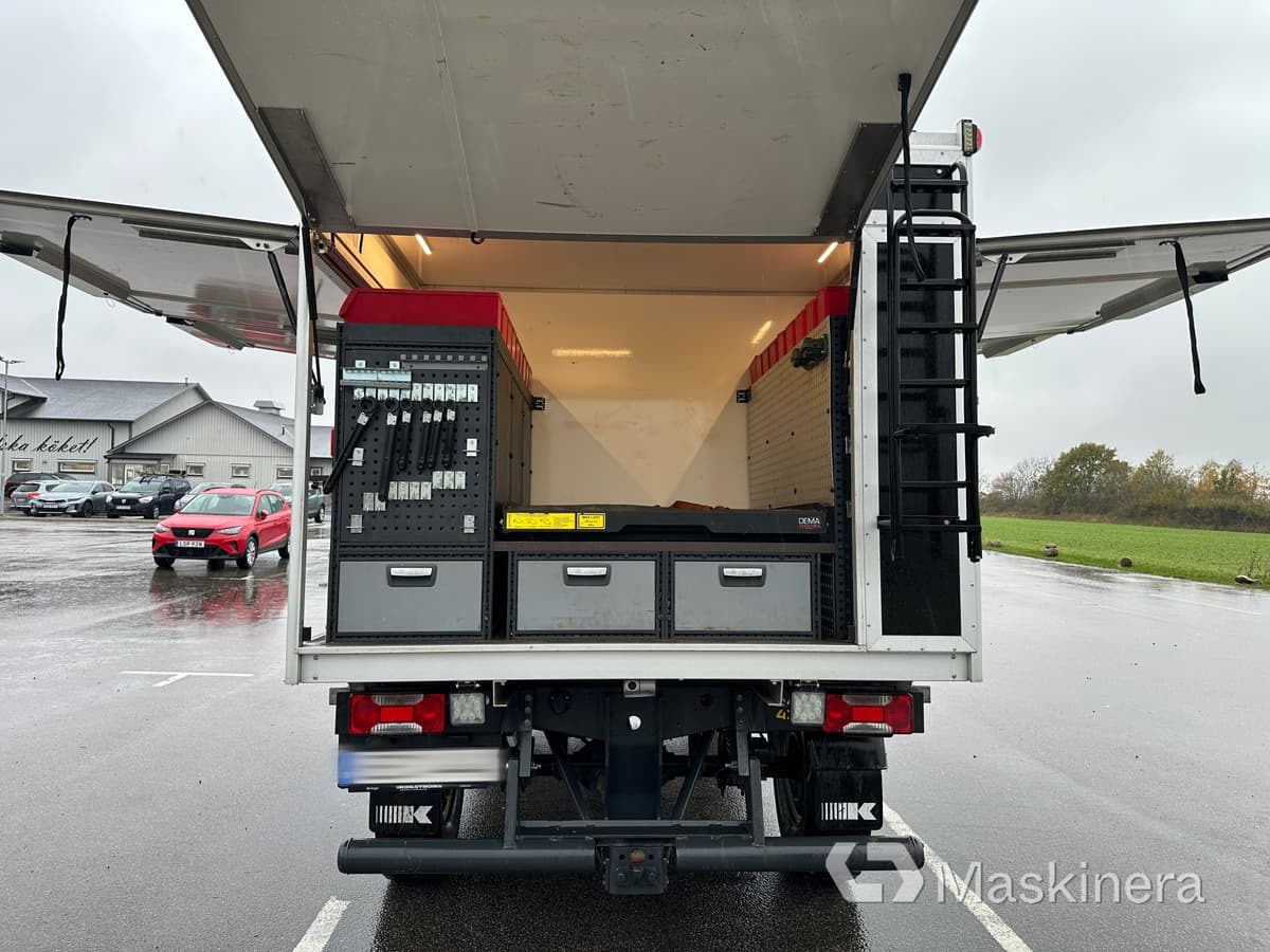 Iveco Daily 55-180 4x4 3.0 Arbetsbil Iveco Daily 4x4 3.0 - Furgón: foto 4 Iveco Daily 55-180 4x4 3.0 Arbetsbil Iveco Daily 4x4 3.0 - Furgón: foto 4