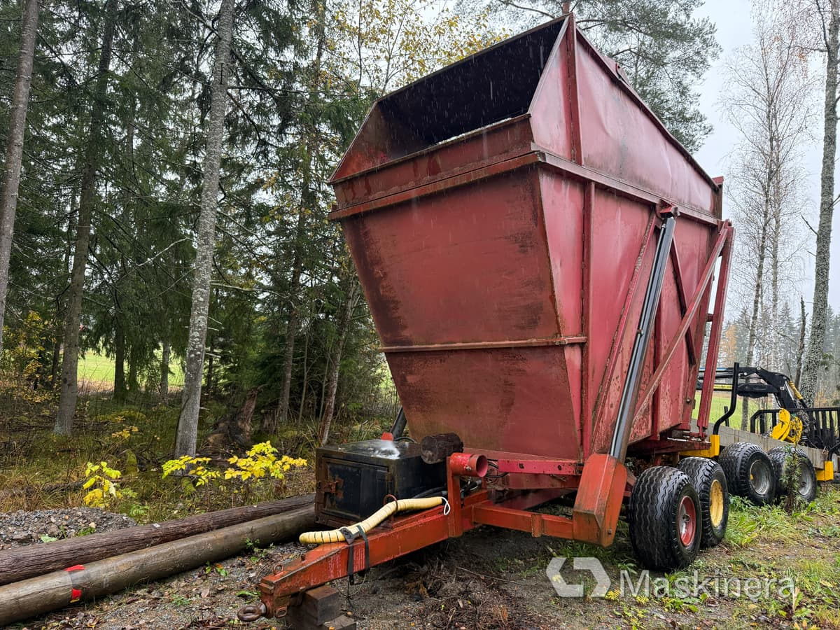 Höglastande & Högtippande Vagn - Maquinaria agrícola: foto 2 Höglastande & Högtippande Vagn - Maquinaria agrícola: foto 2