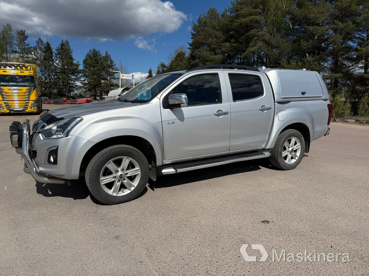 Pickup Isuzu D-max Craftsman 4X4 - Furgoneta pequeña: foto 1 Pickup Isuzu D-max Craftsman 4X4 - Furgoneta pequeña: foto 1