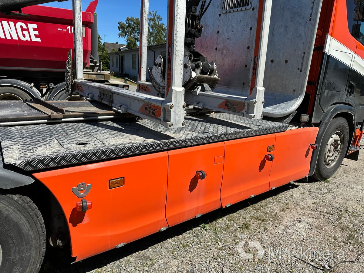 Camión forestal Timmerbil Scania R650B 6X4 NB + Släp: foto 11
