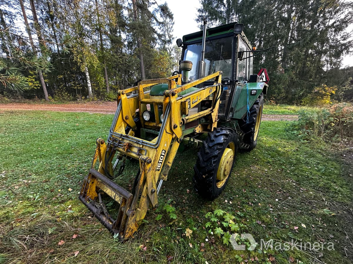 Traktor John Deere 2130 (Rep.objekt) - Tractor: foto 5 Traktor John Deere 2130 (Rep.objekt) - Tractor: foto 5