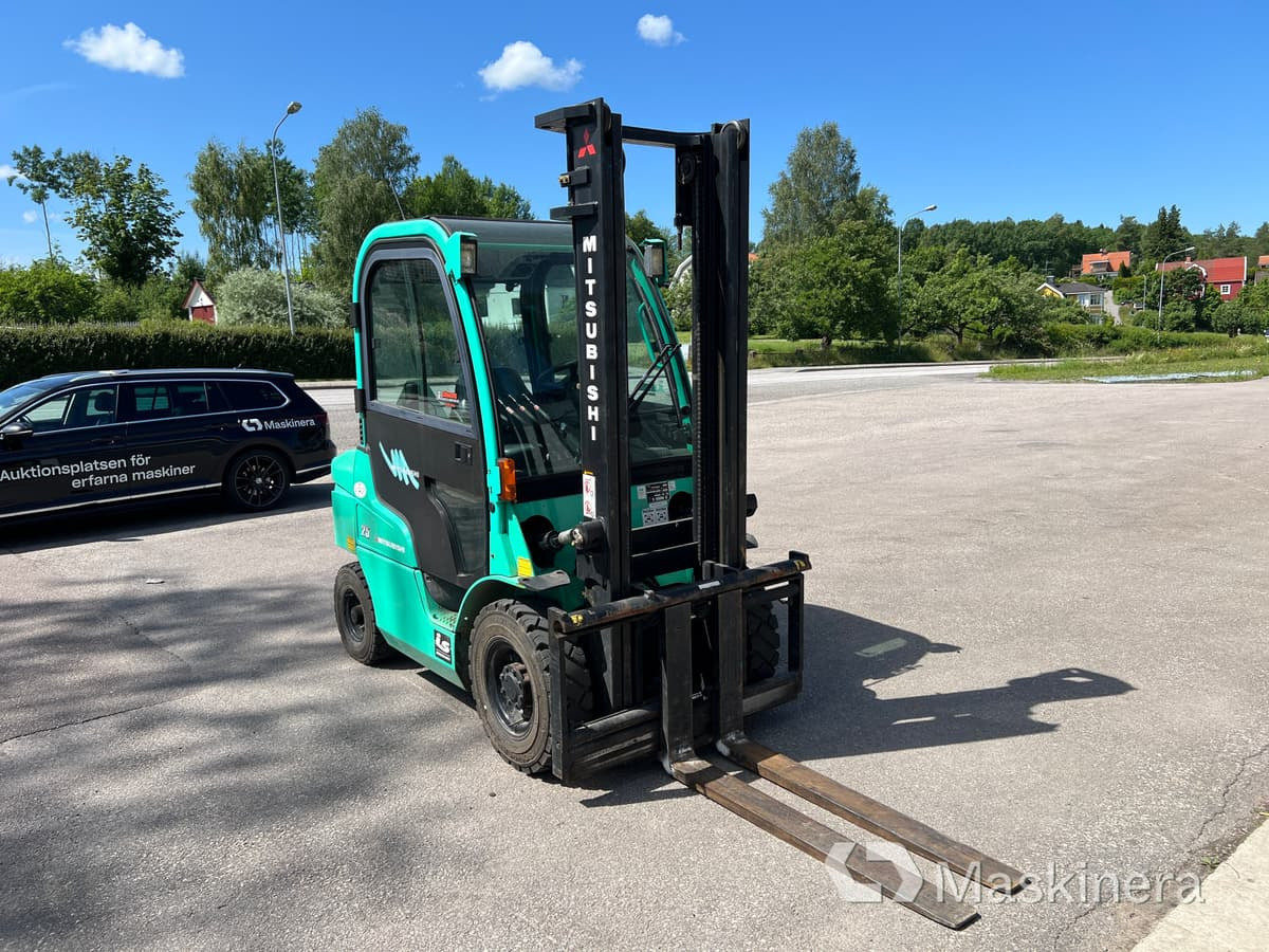 Truck Mitsubishi FD25N - Carretilla elevadora diésel: foto 3 Truck Mitsubishi FD25N - Carretilla elevadora diésel: foto 3