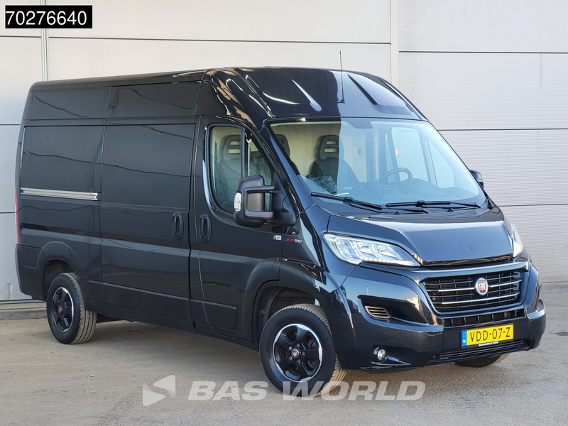 Fiat Ducato 130pk L2H2 LED Navi Camera Airco Cruise L2 11m3 Airco Trekhaak Cruise control - Furgoneta pequeña: foto 3 Fiat Ducato 130pk L2H2 LED Navi Camera Airco Cruise L2 11m3 Airco Trekhaak Cruise control - Furgoneta pequeña: foto 3