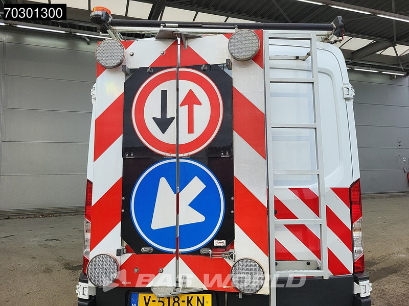 Furgón Ford Transit 130pk Dubbel Cabine L3H2 Pijlwagen Actiewagen Trekhaak Navi Airco Cruise Camera Parkeersensoren v+a Imperiaal RWD Euro6 DC Doka: foto 9