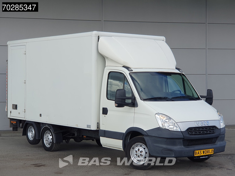 Iveco Daily 35S15 BE Combi 750PLUS Bakwagen Laadklep combinatie Trekker Oplegger Veldhuizen Meubelbak Koffer 20m3 - Furgoneta: foto 5 Iveco Daily 35S15 BE Combi 750PLUS Bakwagen Laadklep combinatie Trekker Oplegger Veldhuizen Meubelbak Koffer 20m3 - Furgoneta: foto 5