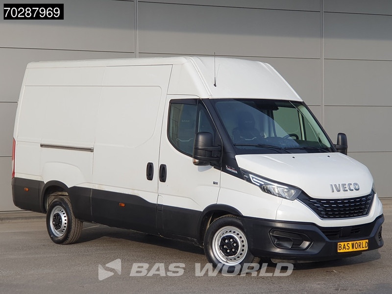 Iveco Daily 35S18 3.0L Automaat L2H2 3,5t Trekhaak 180PK LED Navi Airco Cruise Camera Euro6 L2 12m3 Airco Trekhaak Cruise control - Furgón: foto 5 Iveco Daily 35S18 3.0L Automaat L2H2 3,5t Trekhaak 180PK LED Navi Airco Cruise Camera Euro6 L2 12m3 Airco Trekhaak Cruise control - Furgón: foto 5