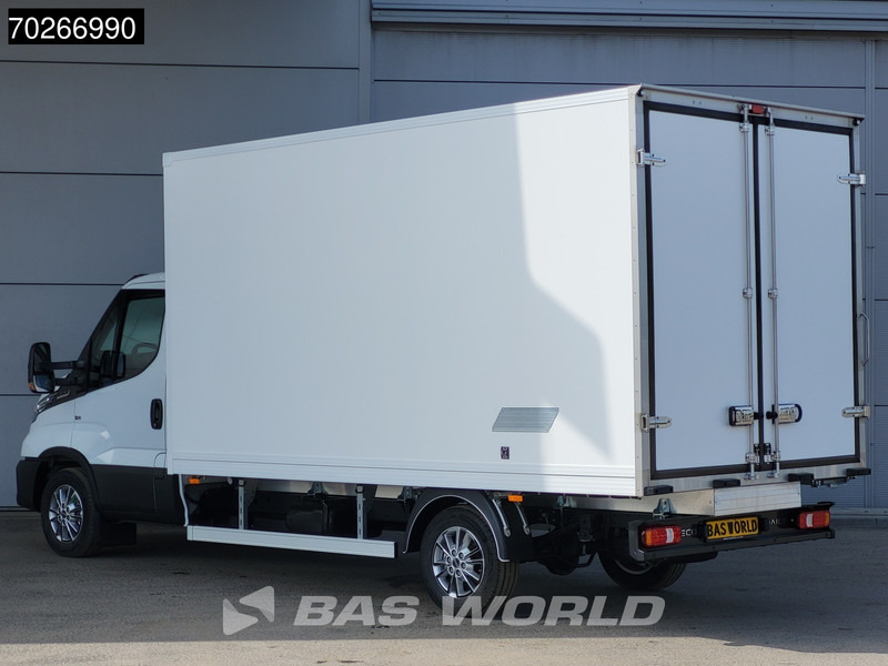 Iveco Daily 35S18 3.0L Koelwagen Vriezer Thermoking V-200 MAX 220V stekker -18 LED Navi Airco ACC Koel Koeler Kühler Kühlwagen Bakwagen Kühl - Furgoneta frigorifica: foto 2 Iveco Daily 35S18 3.0L Koelwagen Vriezer Thermoking V-200 MAX 220V stekker -18 LED Navi Airco ACC Koel Koeler Kühler Kühlwagen Bakwagen Kühl - Furgoneta frigorifica: foto 2