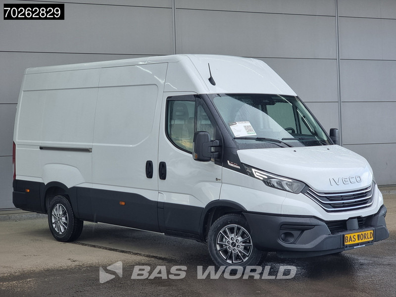 Iveco Daily 35S21 3.0L Automaat 2025 model L2H2 Trekhaak Tacho ACC LED CarPlay Velgen Camera L2H2 12m3 Airco Trekhaak - Furgón: foto 2 Iveco Daily 35S21 3.0L Automaat 2025 model L2H2 Trekhaak Tacho ACC LED CarPlay Velgen Camera L2H2 12m3 Airco Trekhaak - Furgón: foto 2