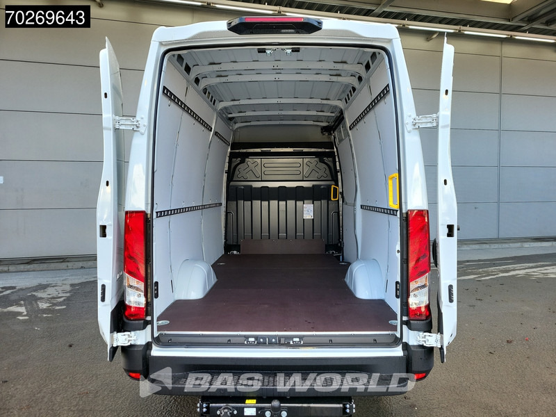 Iveco Daily 35S21 3.0L Automaat Black Edition 2025 model L2H2 Trekhaak Tacho ACC LED CarPlay Velgen Camera 12m3 Airco Trekhaak - Furgón: foto 3 Iveco Daily 35S21 3.0L Automaat Black Edition 2025 model L2H2 Trekhaak Tacho ACC LED CarPlay Velgen Camera 12m3 Airco Trekhaak - Furgón: foto 3