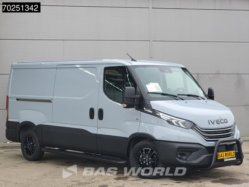 Iveco Daily 35S21 3.0L Automaat Laag dak L2H1 2025model Unieke kleur! LED Navi ACC Camera 8m3 Airco Trekhaak - Furgón: foto 2 Iveco Daily 35S21 3.0L Automaat Laag dak L2H1 2025model Unieke kleur! LED Navi ACC Camera 8m3 Airco Trekhaak - Furgón: foto 2