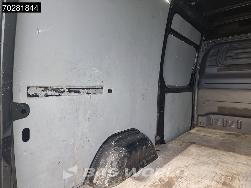 Mercedes-Benz Sprinter 314 CDI Automaat Dubbele Schuifdeur L2H2 Trekhaak ACC LED Navi Airco Camera 10inch MBUX L2 10m3 Airco Trekhaak - Furgón: foto 5 Mercedes-Benz Sprinter 314 CDI Automaat Dubbele Schuifdeur L2H2 Trekhaak ACC LED Navi Airco Camera 10inch MBUX L2 10m3 Airco Trekhaak - Furgón: foto 5