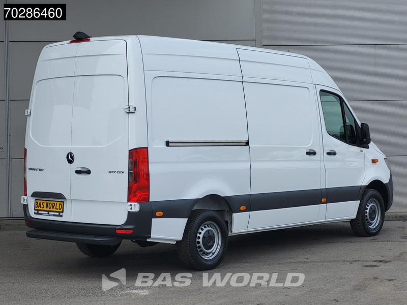 Mercedes-Benz Sprinter 317 CDI Automaat L2H2 170PK Navi Airco Cruise Camera Parkeersensoren MBUX CarPlay Euro6 L2 12m3 Airco Cruise control - Furgón: foto 5 Mercedes-Benz Sprinter 317 CDI Automaat L2H2 170PK Navi Airco Cruise Camera Parkeersensoren MBUX CarPlay Euro6 L2 12m3 Airco Cruise control - Furgón: foto 5