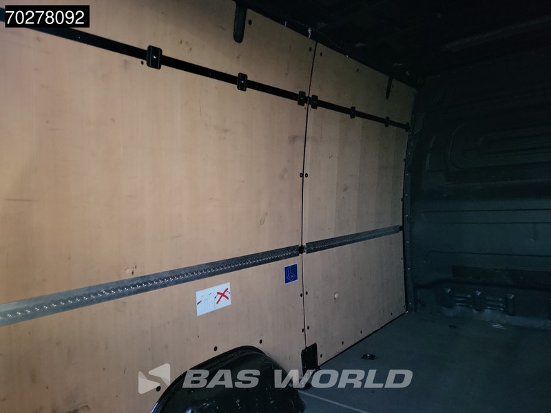 Mercedes-Benz Sprinter 317 CDI Automaat L2H2 3500KG Trekhaak 170PK Airco Camera MBUX CarPlay Euro6 L2 10m3 Airco Trekhaak - Furgón: foto 3 Mercedes-Benz Sprinter 317 CDI Automaat L2H2 3500KG Trekhaak 170PK Airco Camera MBUX CarPlay Euro6 L2 10m3 Airco Trekhaak - Furgón: foto 3