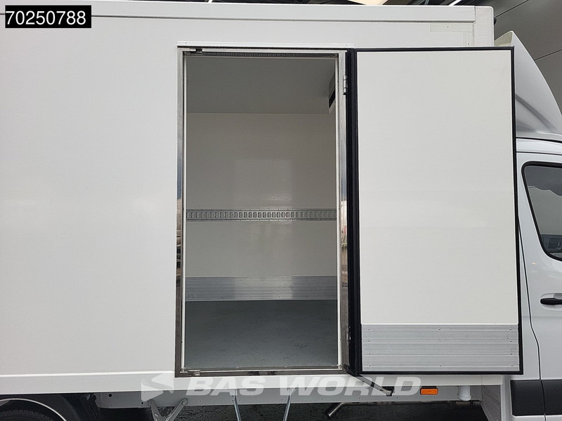 Furgoneta frigorifica nuevo Mercedes-Benz Sprinter 317 CDI Koelwagen Automaat Zijdeur 2025-Model Thermo King V-300max 230v-Stekker 170PK Airco Cruise MBUX CarPlay Euro6 Koel Koele: foto 8