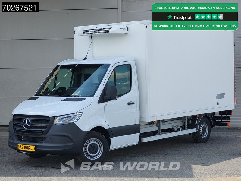 Mercedes-Benz Sprinter 317 CDI Koelwagen Vriezer Laadklep Thermo King V-200 MAX 230V Stekker LED Airco 10inch MBUX CarPlay Euro6 Koel Koeler Kühl Kühle - Furgoneta frigorifica: foto 1 Mercedes-Benz Sprinter 317 CDI Koelwagen Vriezer Laadklep Thermo King V-200 MAX 230V Stekker LED Airco 10inch MBUX CarPlay Euro6 Koel Koeler Kühl Kühle - Furgoneta frigorifica: foto 1
