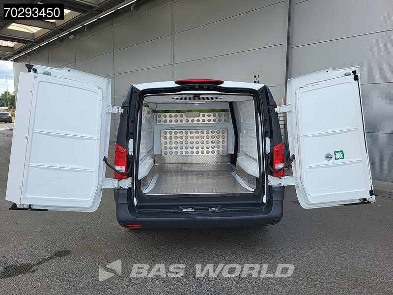 Mercedes-Benz eVito Elektrisch Koelwagen L2H1 41kWh WLTP 105km Automaat Kerstner Airco L2 Koel Koeler Kühl Kühler Kühlwagen 3m3 Airco - Furgoneta frigorifica, Furgoneta eléctrica: foto 3 Mercedes-Benz eVito Elektrisch Koelwagen L2H1 41kWh WLTP 105km Automaat Kerstner Airco L2 Koel Koeler Kühl Kühler Kühlwagen 3m3 Airco - Furgoneta frigorifica, Furgoneta eléctrica: foto 3