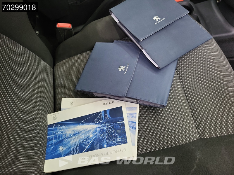 Furgoneta pequeña Peugeot Partner 80PK L1H1 Trekhaak Imperiaal Airco Parkeersensoren APK 08-2026 Euro6 L1 Kompakt Airco Trekhaak: foto 19