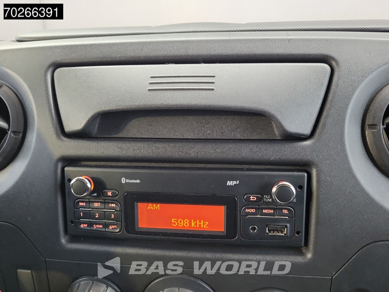 Leasing de Renault Master 130pk Bakwagen Verkoopwagen Airco Cruise Euro6 Plancher Meubelbak Foodtruck Paardenwagen 20m3 Airco Cruise control Renault Master 130pk Bakwagen Verkoopwagen Airco Cruise Euro6 Plancher Meubelbak Foodtruck Paardenwagen 20m3 Airco Cruise control: foto 13 Leasing de Renault Master 130pk Bakwagen Verkoopwagen Airco Cruise Euro6 Plancher Meubelbak Foodtruck Paardenwagen 20m3 Airco Cruise control Renault Master 130pk Bakwagen Verkoopwagen Airco Cruise Euro6 Plancher Meubelbak Foodtruck Paardenwagen 20m3 Airco Cruise control: foto 13