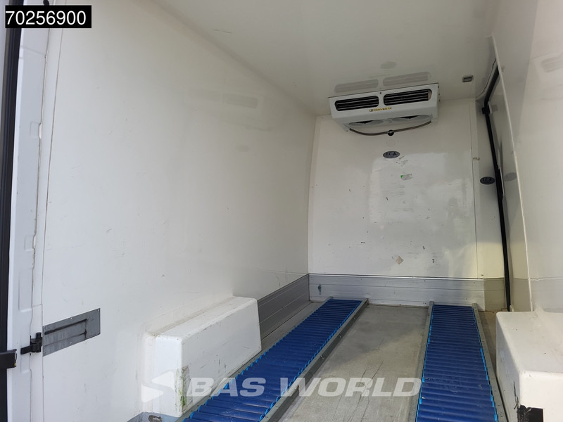 Volkswagen Crafter 140pk L3H3 Koelwagen Konvekta Airco Cruise Camera Koel Koeler Kühlwagen 9m3 Airco Cruise control - Furgoneta frigorifica: foto 5 Volkswagen Crafter 140pk L3H3 Koelwagen Konvekta Airco Cruise Camera Koel Koeler Kühlwagen 9m3 Airco Cruise control - Furgoneta frigorifica: foto 5