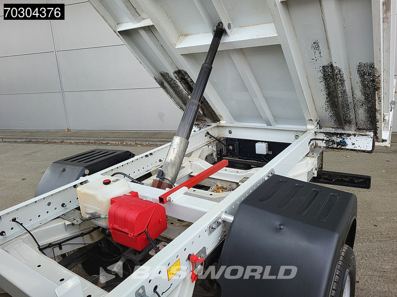 Volkswagen Crafter Kipper met Kist Dubbellucht 3,5t Trekhaak Navi Airco Cruise Camera Euro6 Kieper Tipper Benne Airco Trekhaak Cruise control - Furgoneta basculante: foto 2 Volkswagen Crafter Kipper met Kist Dubbellucht 3,5t Trekhaak Navi Airco Cruise Camera Euro6 Kieper Tipper Benne Airco Trekhaak Cruise control - Furgoneta basculante: foto 2