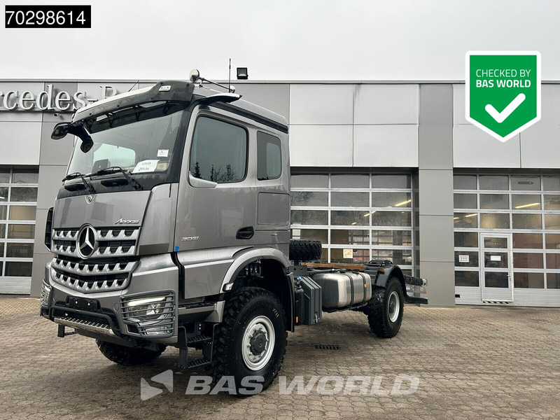 Mercedes-Benz Acrocs 2051 Arocs 4X4 NEW 4x4 chassis! Camper base Steel suspension Big-Axle Automatic Euro 6 - Camión chasis: foto 1 Mercedes-Benz Acrocs 2051 Arocs 4X4 NEW 4x4 chassis! Camper base Steel suspension Big-Axle Automatic Euro 6 - Camión chasis: foto 1