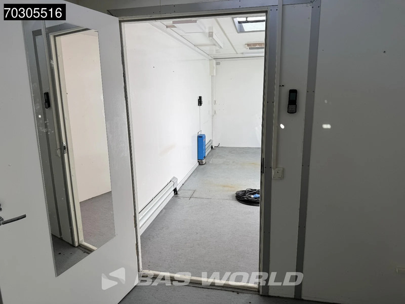 Volvo FL 250 4X2 14tonner Automatic Exhibition truck EURO 6 - Camión caja cerrada: foto 5 Volvo FL 250 4X2 14tonner Automatic Exhibition truck EURO 6 - Camión caja cerrada: foto 5