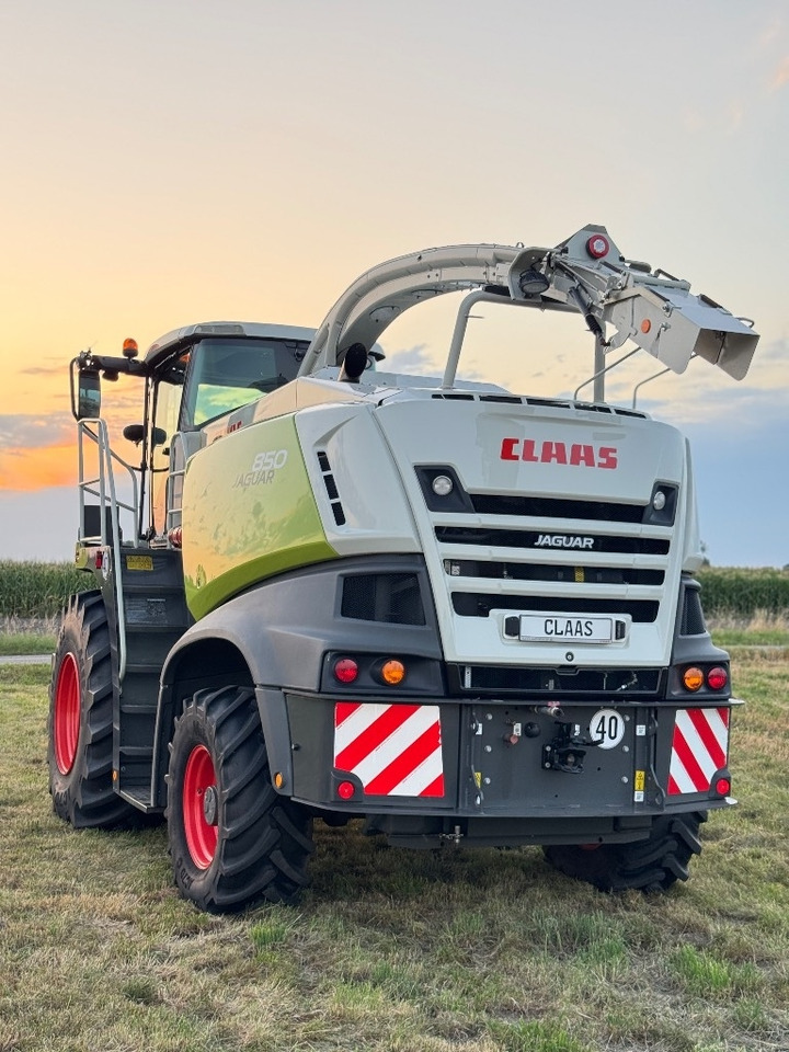 Claas Jaguar 850 Allrad + Kemper 360 PLUS  - Cosechadora de forraje: foto 5 Claas Jaguar 850 Allrad + Kemper 360 PLUS  - Cosechadora de forraje: foto 5