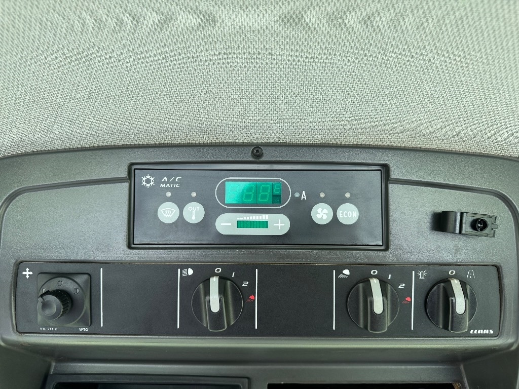 Cosechadora de forraje Claas Jaguar 950 Allrad: foto 17 Cosechadora de forraje Claas Jaguar 950 Allrad: foto 17