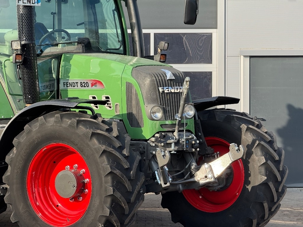 Fendt 820 Vario TMS - Tractor: foto 3 Fendt 820 Vario TMS - Tractor: foto 3