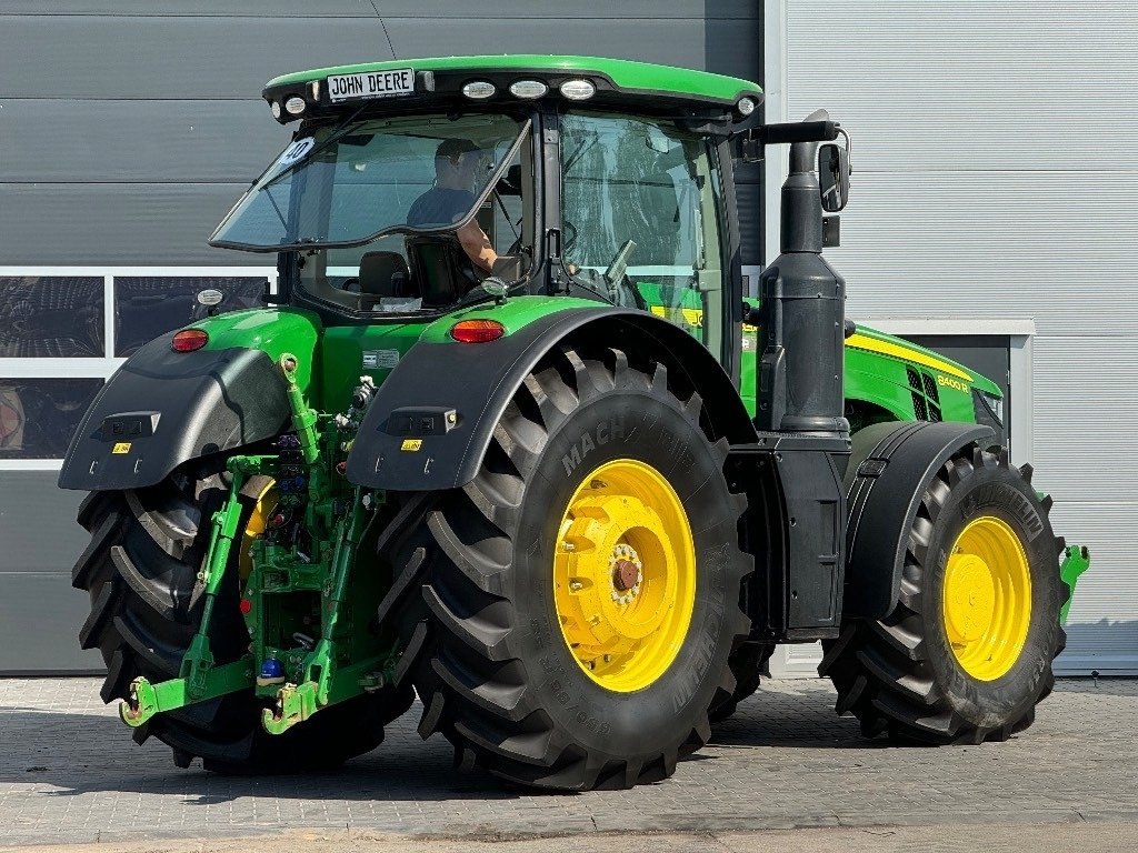 John Deere 8400 R - Tractor: foto 5 John Deere 8400 R - Tractor: foto 5