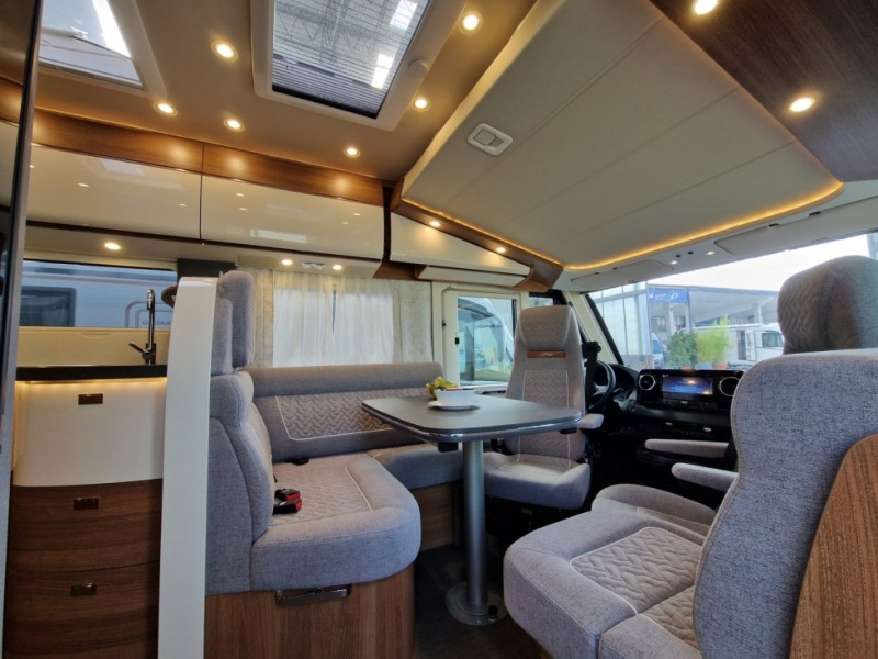 Carthago Carthago C2 Tourer I Mercedes 145 RB-LE - Autocaravana integral: foto 4 Carthago Carthago C2 Tourer I Mercedes 145 RB-LE - Autocaravana integral: foto 4